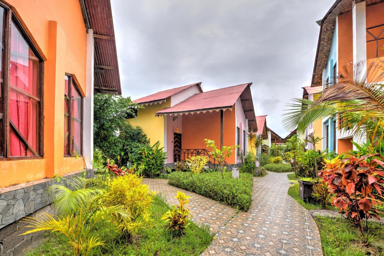 Silver Sand Village Resort Elephant Beach Exterior photo